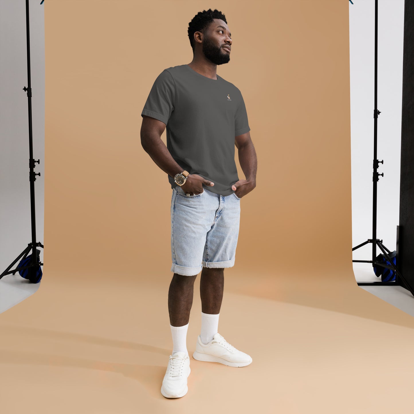 Love is Blind Tee